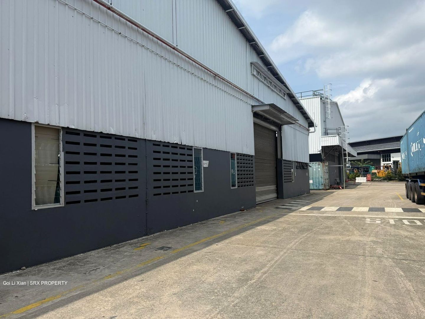 Tanjong Penjuru (D22), Warehouse #578663511